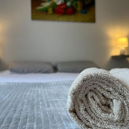 T2 Calme Et Paisible Parking Apartment Каркасон Екстериор снимка