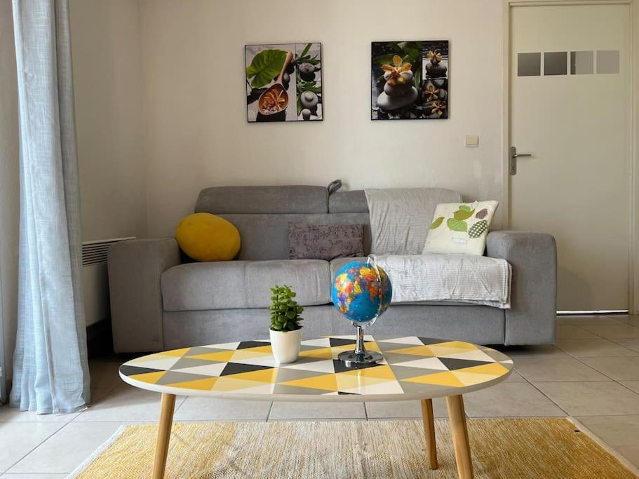 T2 Calme Et Paisible Parking Apartment Каркасон Екстериор снимка