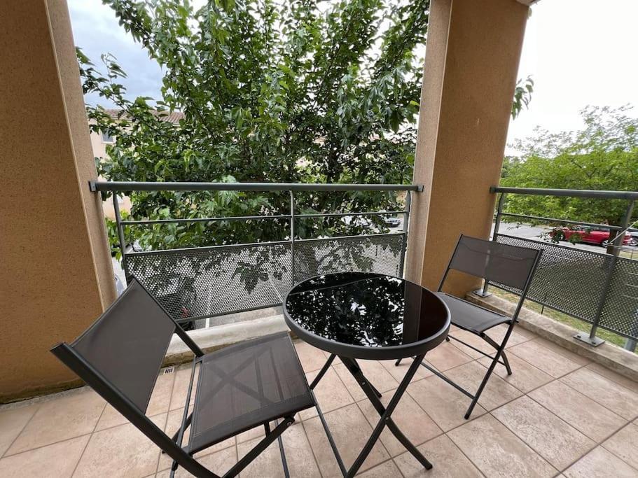 T2 Calme Et Paisible Parking Apartment Каркасон Екстериор снимка